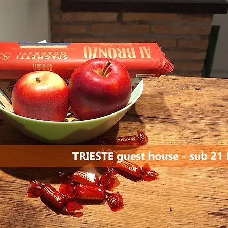 Trieste Guest House Lägenhet *