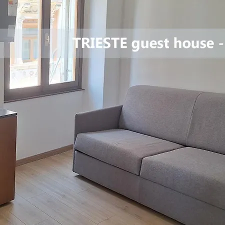 Trieste Guest House Apartman Trieszt